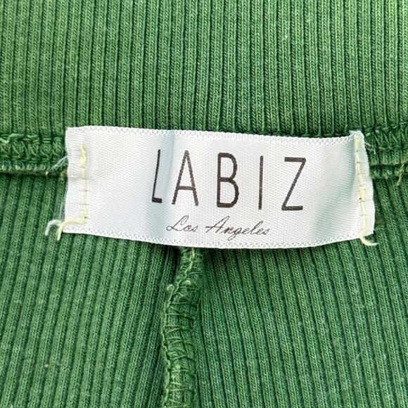 LABIZ Los Angeles Ribbed Lounge Shorts Women’s Medium Green Stretch Knit Shorts - Picture 7 of 8
